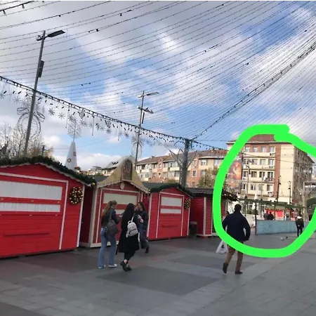 Black&white Ultracentral