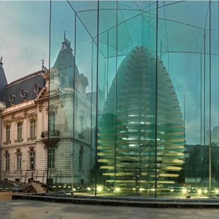 Black&white Ultracentral Apartment