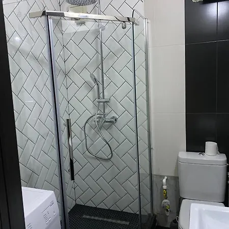 Black&white Ultracentral