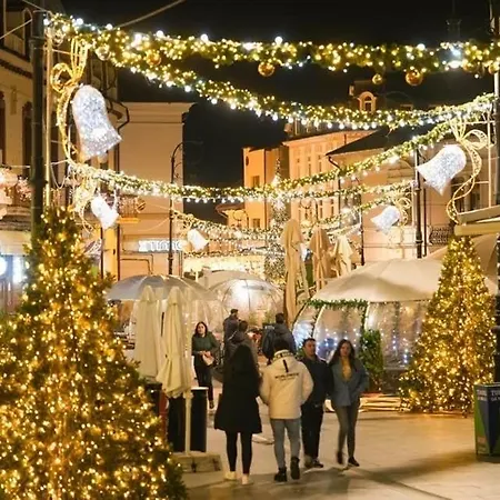 Black&white Ultracentral Craiova