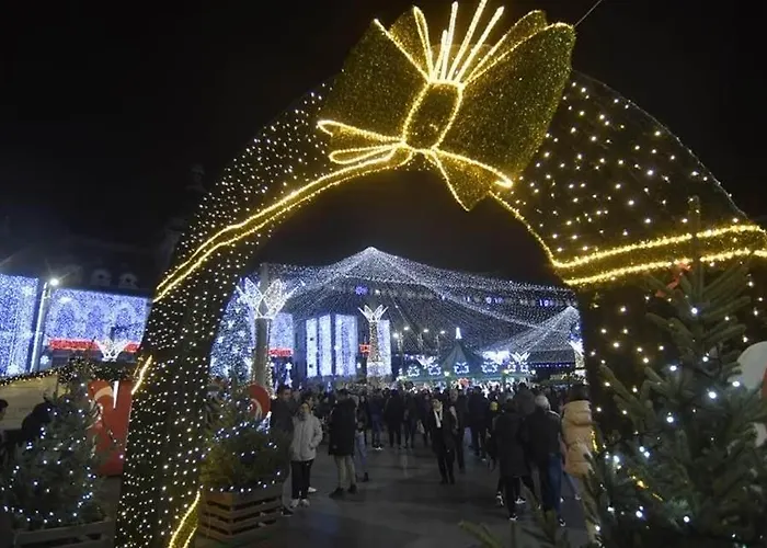 Black&white Ultracentral * Craiova