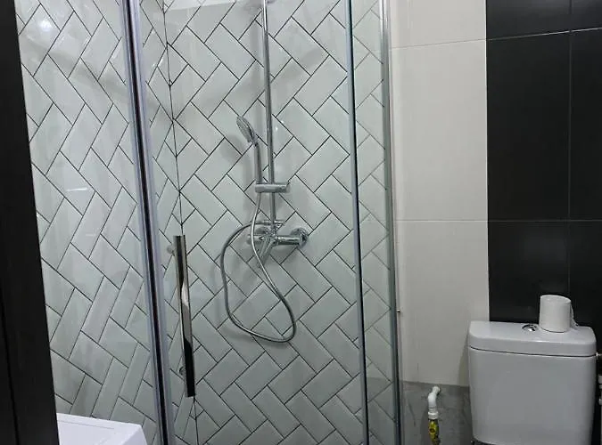 Black&white Ultracentral