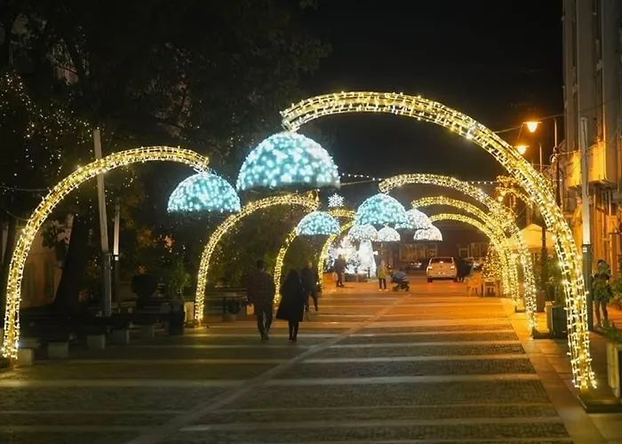 Black&white Ultracentral Daire