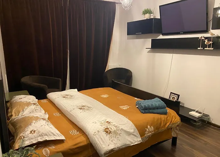 Black&white Ultracentral *