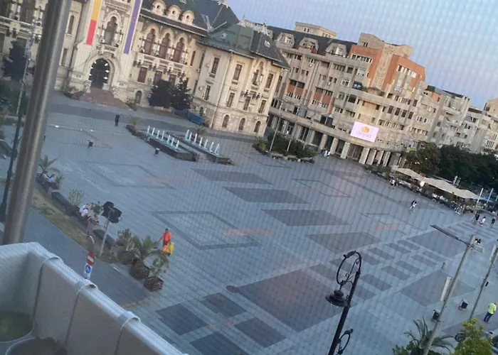 Daire Black&white Ultracentral